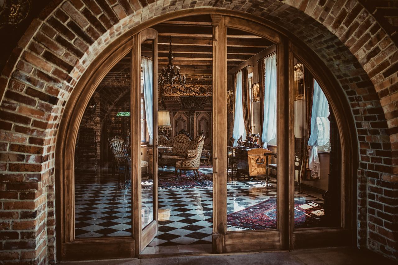 żabi Dwór - Hotel, Restauracja, * Zielona Góra
